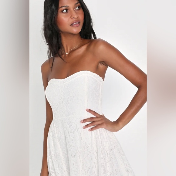 Lulus Curated Charm White Lace Strapless Bustier High-Low Dress, size small - Picture 3 of 8
